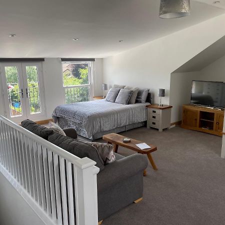 Very Large Lovely Double Room Loft Apartment Carlton Colville Bagian luar foto