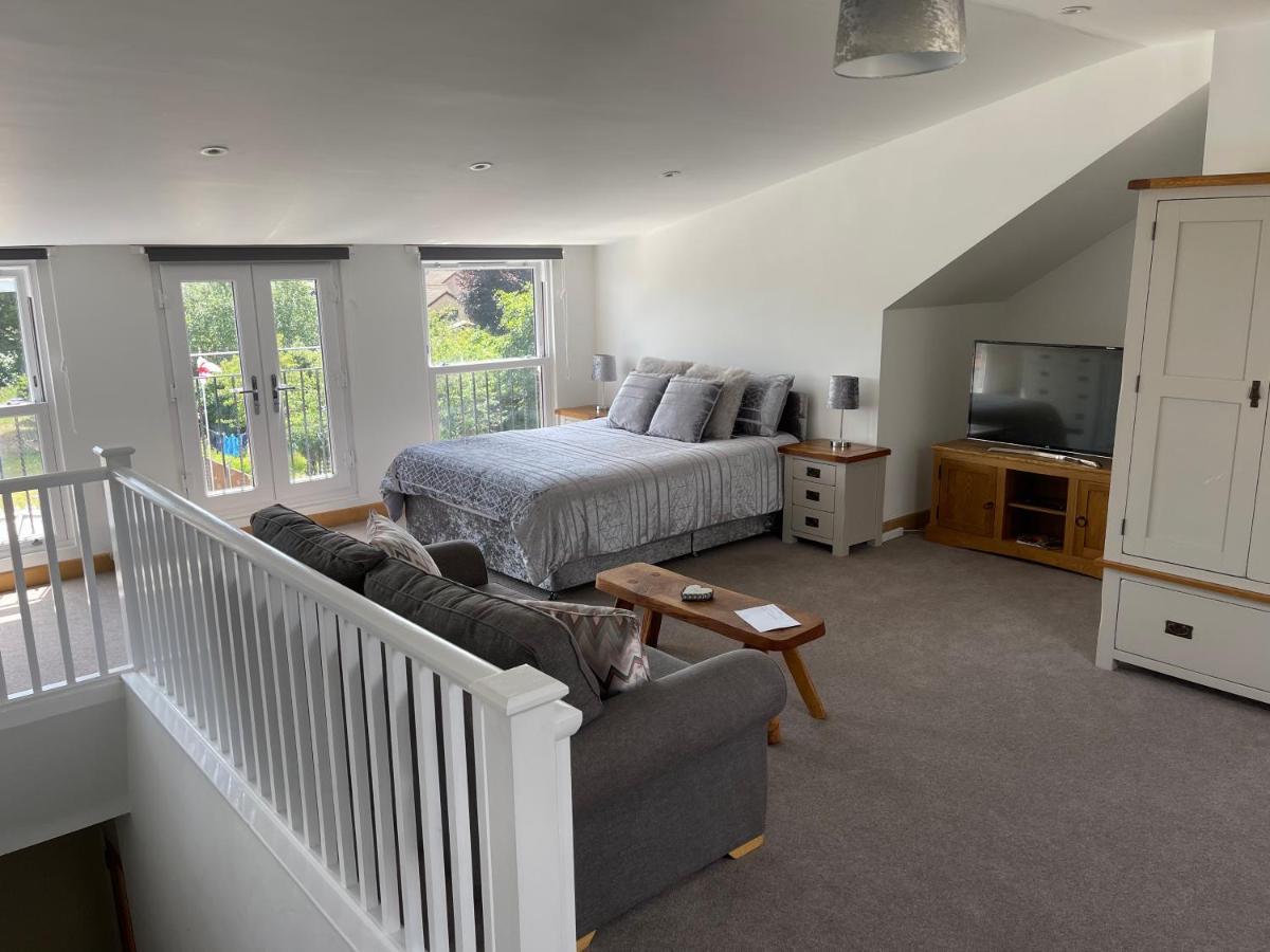 Very Large Lovely Double Room Loft Apartment Carlton Colville Bagian luar foto